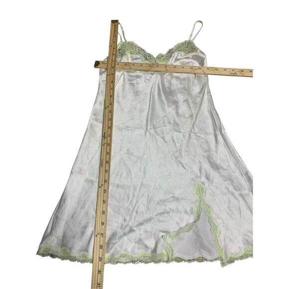 Beautiful Victoria's Secret Lace chemise dress Babydoll size large S/P cream mul - Picture 10 of 10